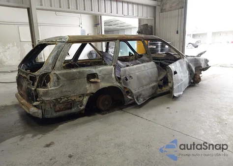 1998 Subaru Legacy из США, поврежденный, VIN 4S3BK4256W7319390